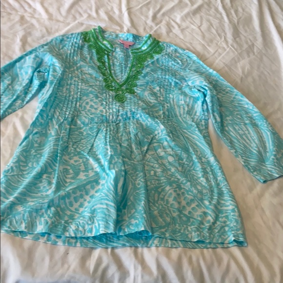 Lilly Pulitzer Tops - Beautiful Lilly Pulitzer tunic